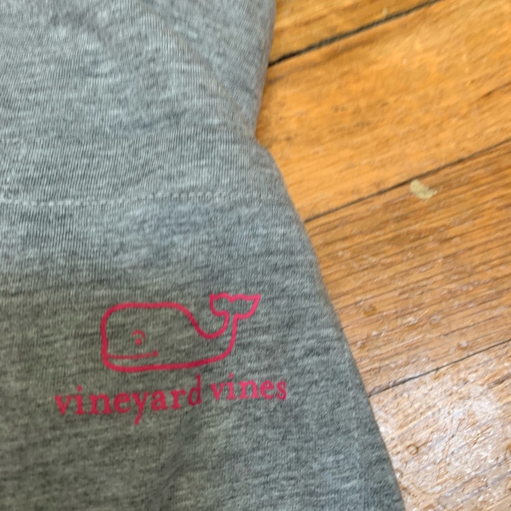 Grey Large Vineyard vines shirt